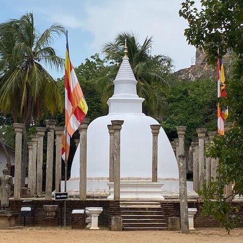 anuradhapura sept 21 stoepa