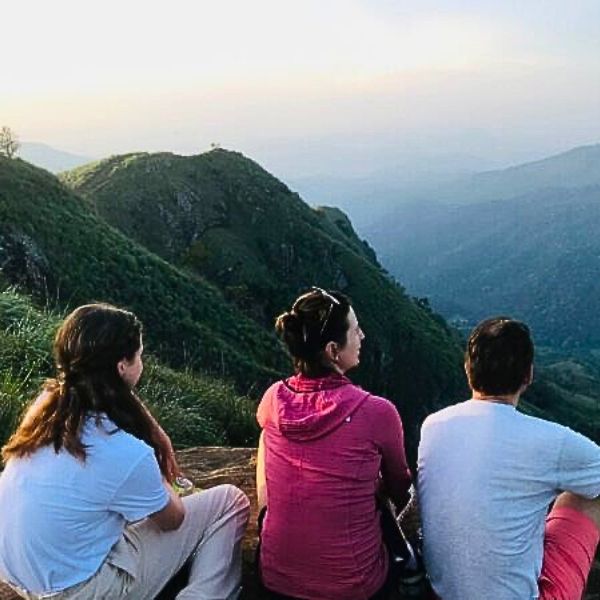 familie op reis in sri lanka