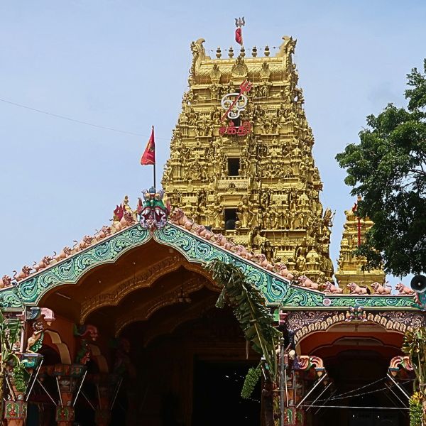 hindu tempel tijdens rondreis sri lanka